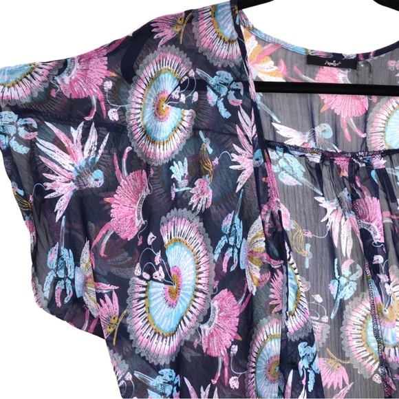 Floral Kimono - Picture 3 of 6